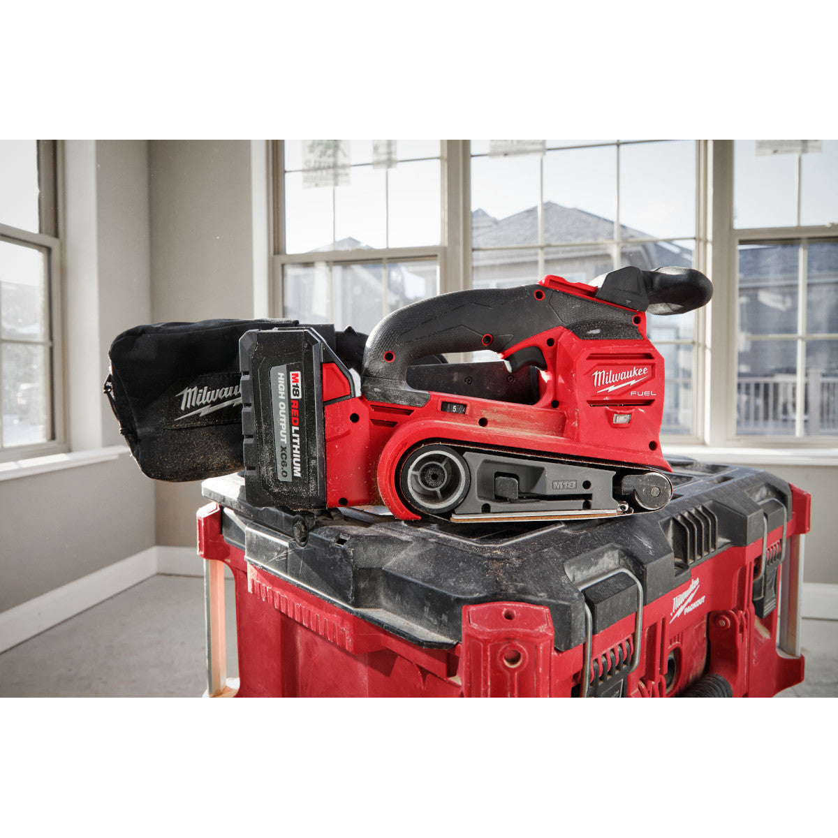 Milwaukee 2832-20  -  M18 FUEL™ 3"x18" Belt Sander