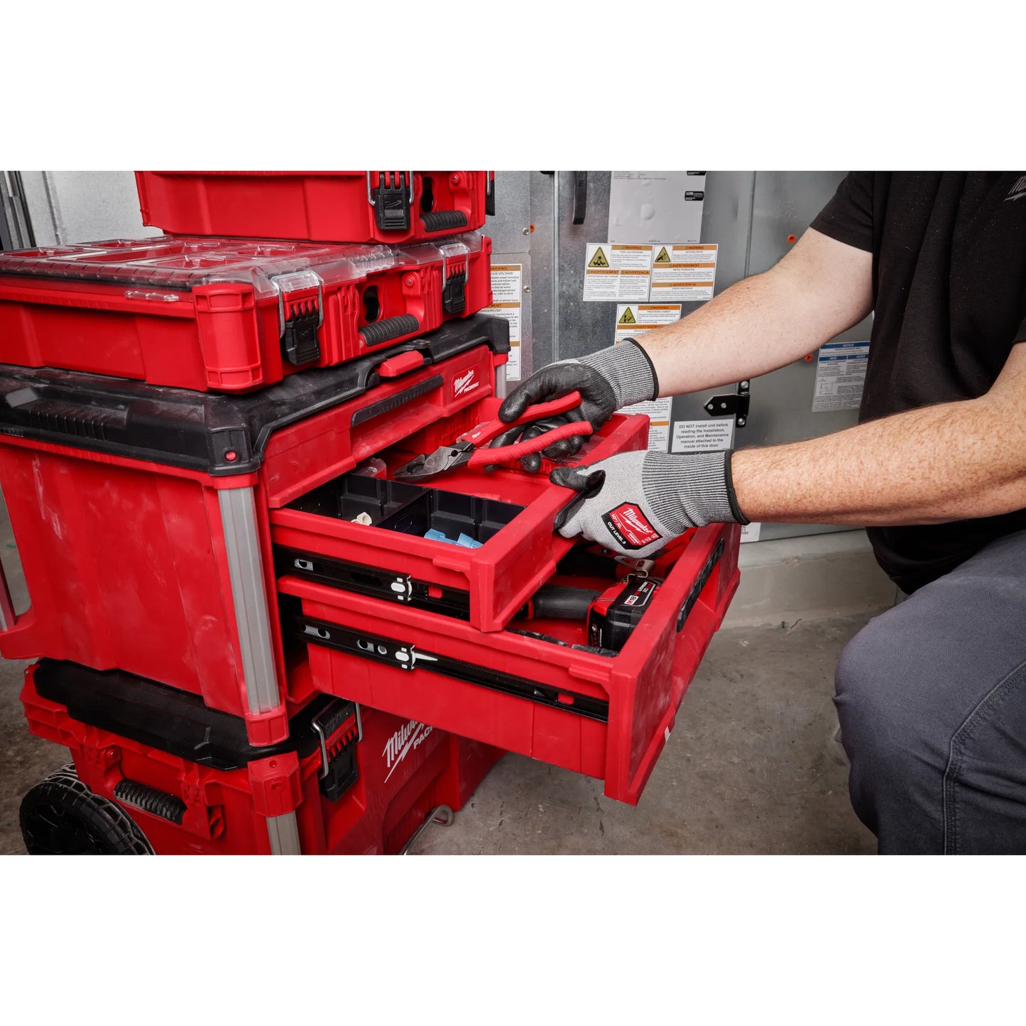 Milwaukee 48-22-8447 PACKOUT Multi-Depth 3 Drawer Tool Box 75057